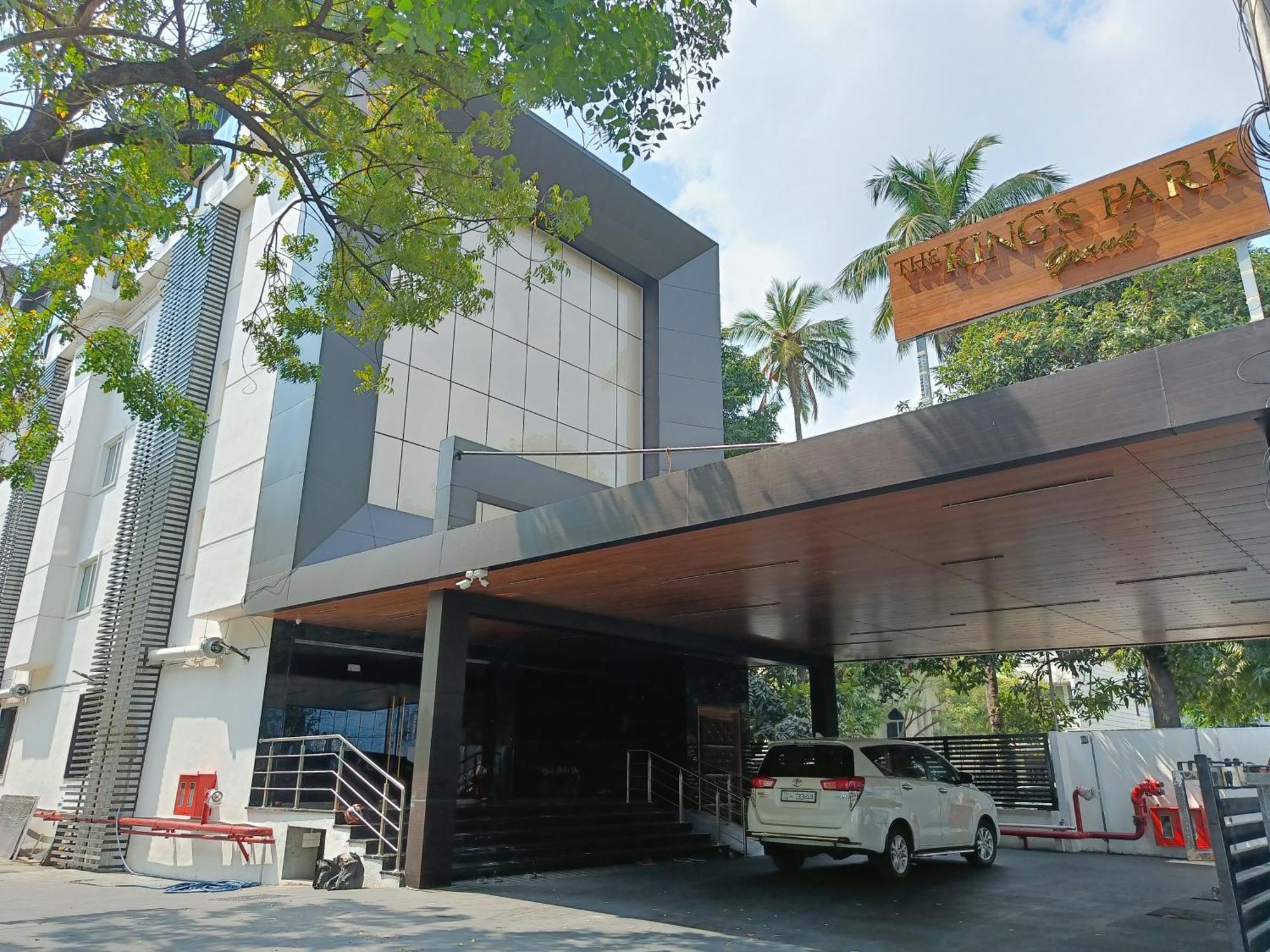 The Kings Park Grand-Near Us Consulate Hotel Ченай Екстериор снимка